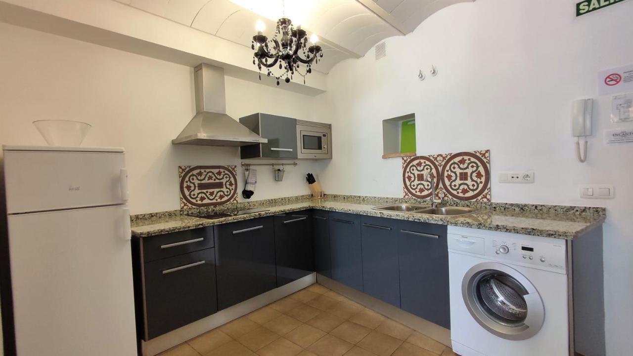 Apartamentos Turisticos Encanto Caces Εξωτερικό φωτογραφία