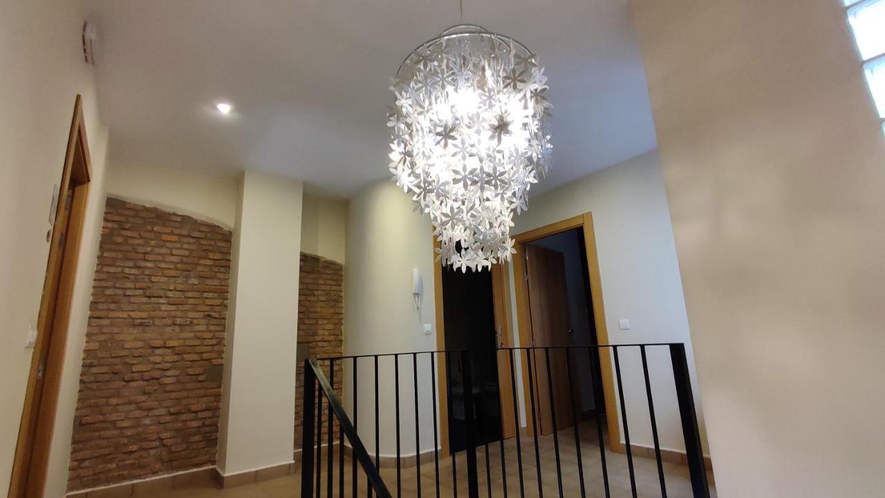 Apartamentos Turisticos Encanto Caces Εξωτερικό φωτογραφία