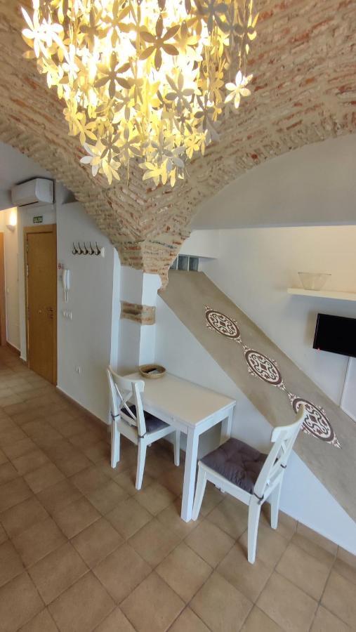 Apartamentos Turisticos Encanto Caces Εξωτερικό φωτογραφία