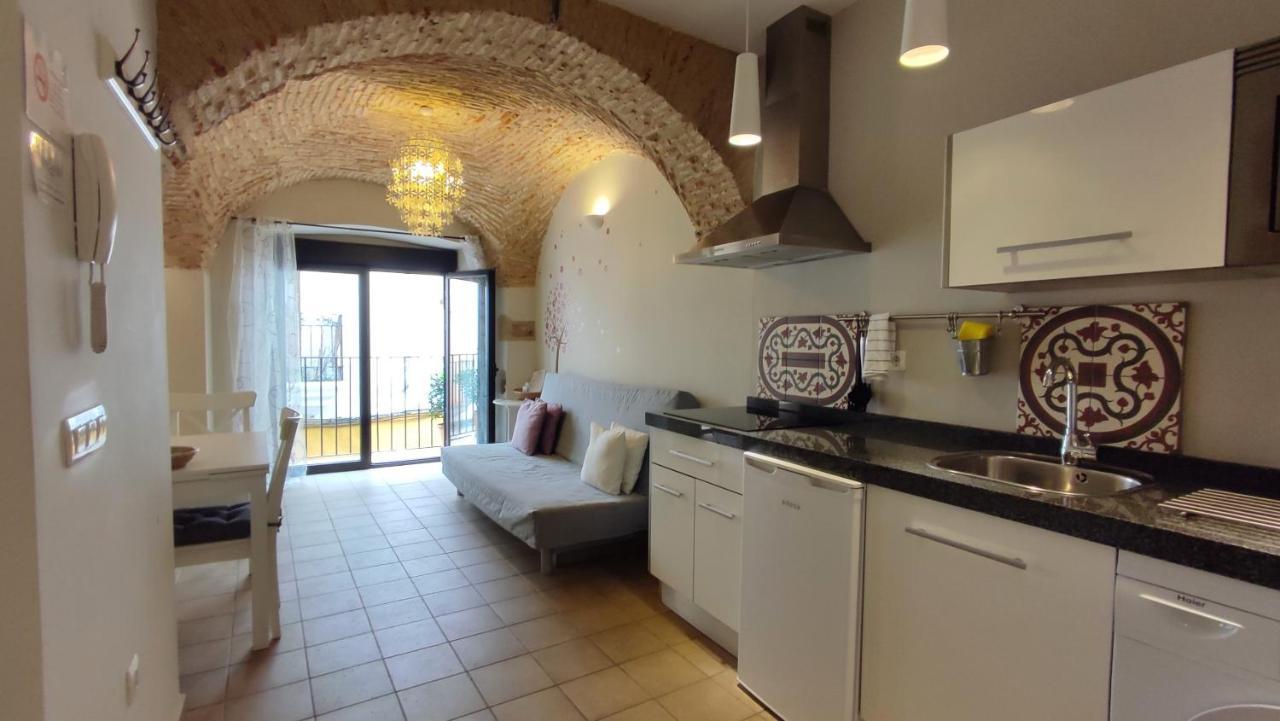 Apartamentos Turisticos Encanto Caces Εξωτερικό φωτογραφία