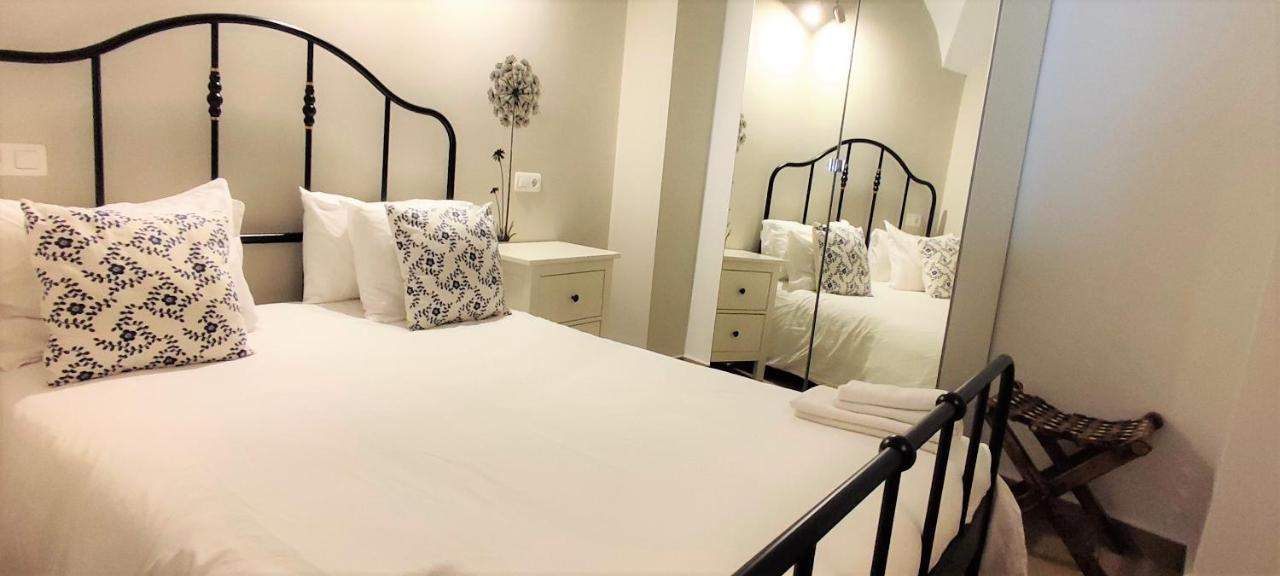 Apartamentos Turisticos Encanto Caces Εξωτερικό φωτογραφία